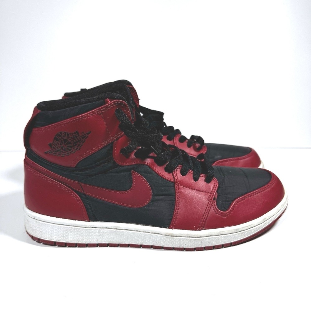 Nike Air Jordan 1 Black Red Hi Top 342132-002 Men's 10 44 Streetwear Athleisure